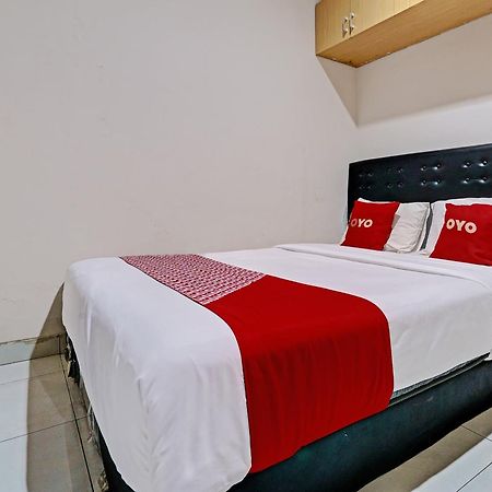 Oyo 92772 Losmen Diah Syariah Langsa エクステリア 写真