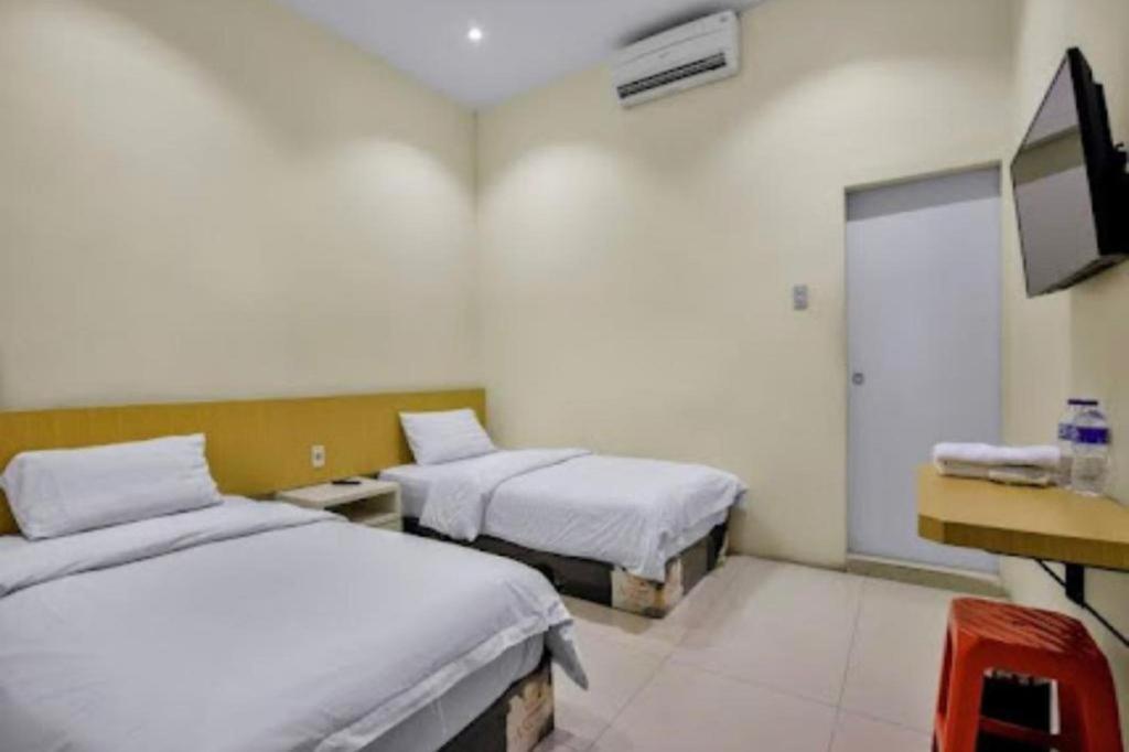 Oyo 92772 Losmen Diah Syariah Langsa エクステリア 写真