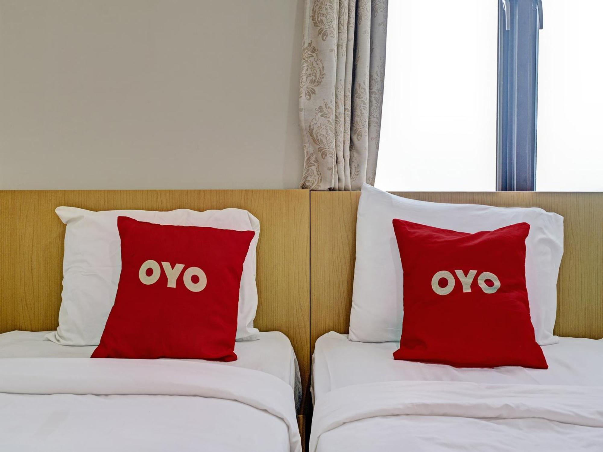 Oyo 92772 Losmen Diah Syariah Langsa エクステリア 写真